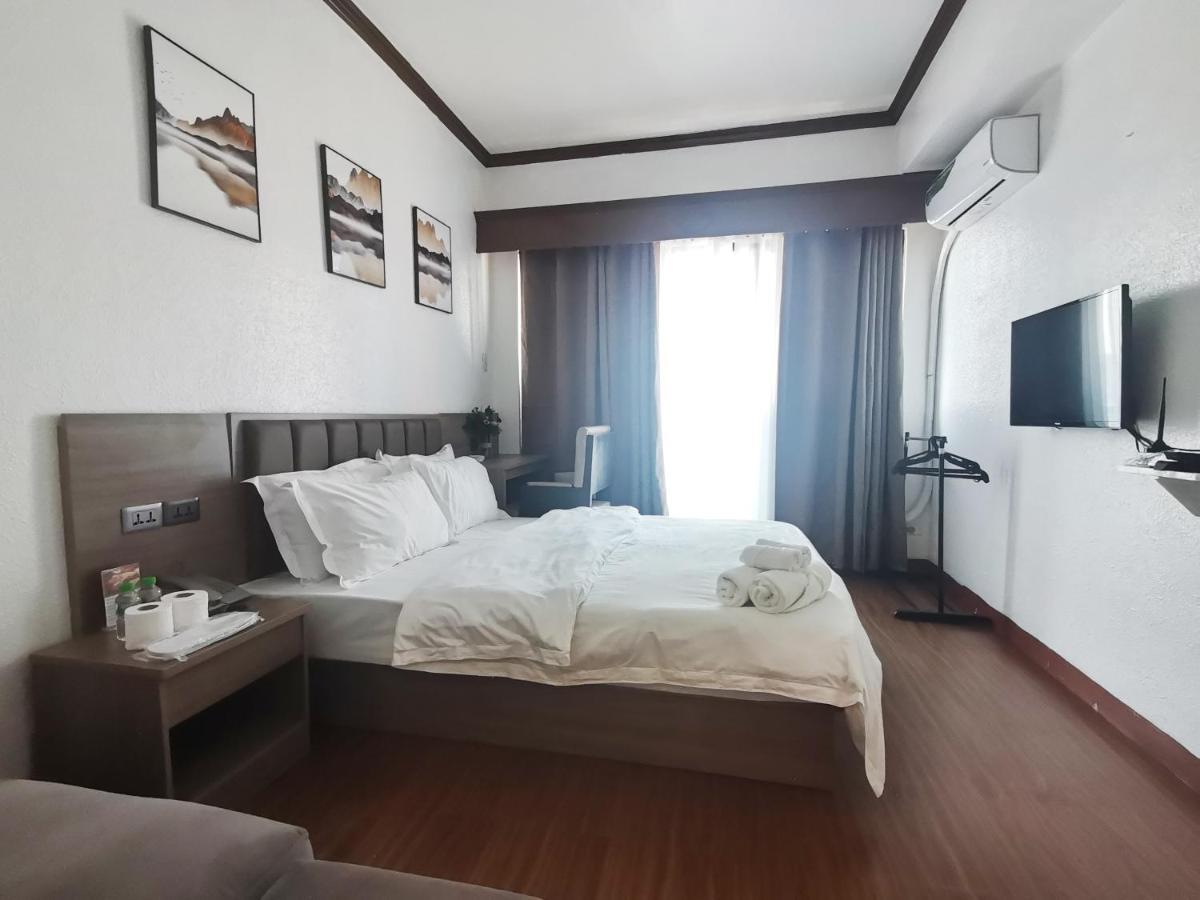 Aparthotel Passion Makati Makati City Exterior foto